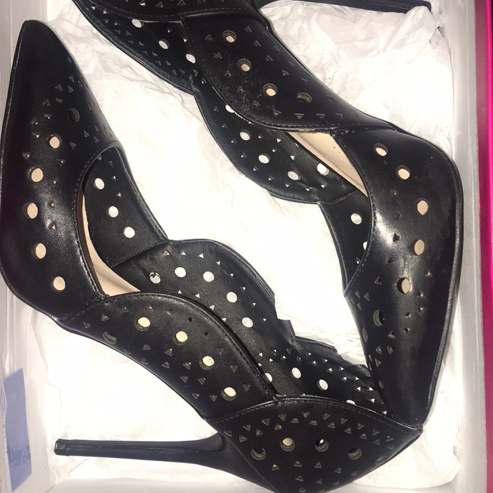 Black Mayri heels from Shoedazzle
